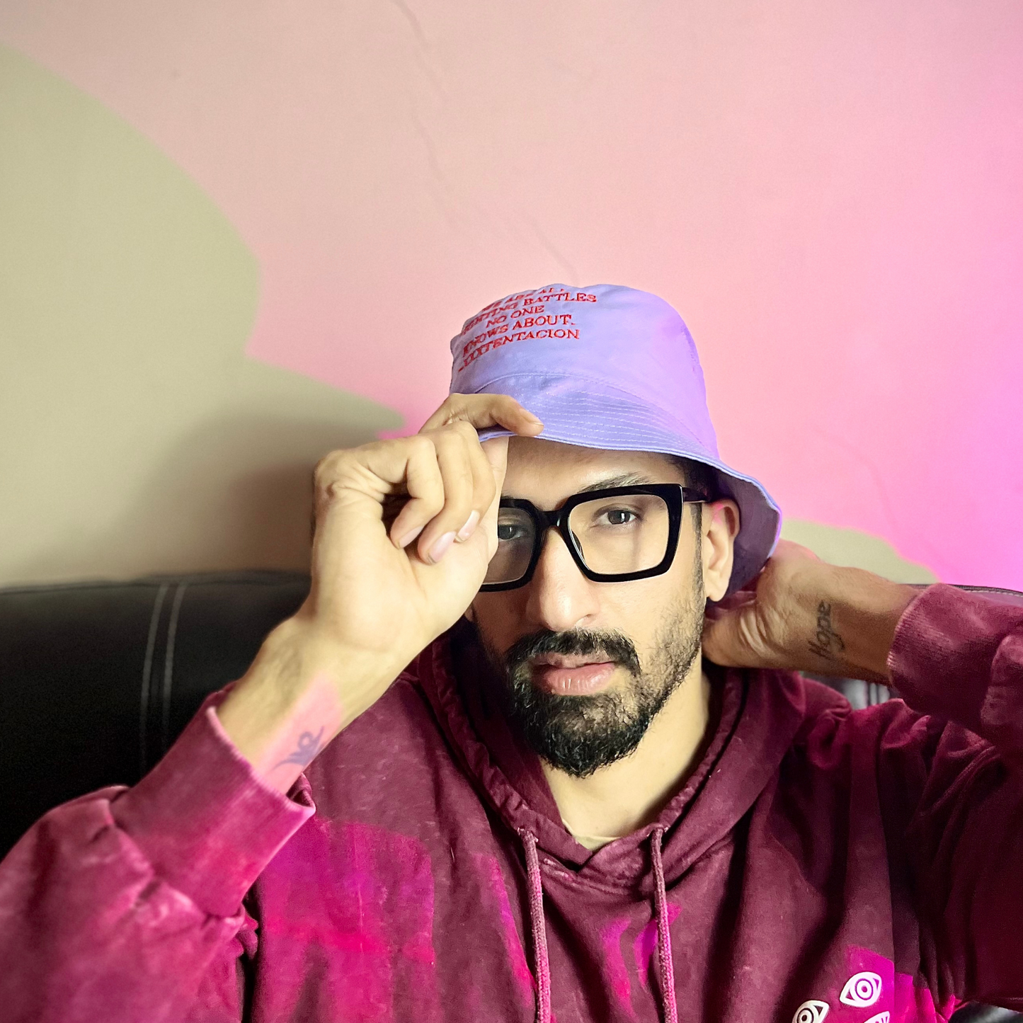 SILENT BATTLES BUCKET HAT