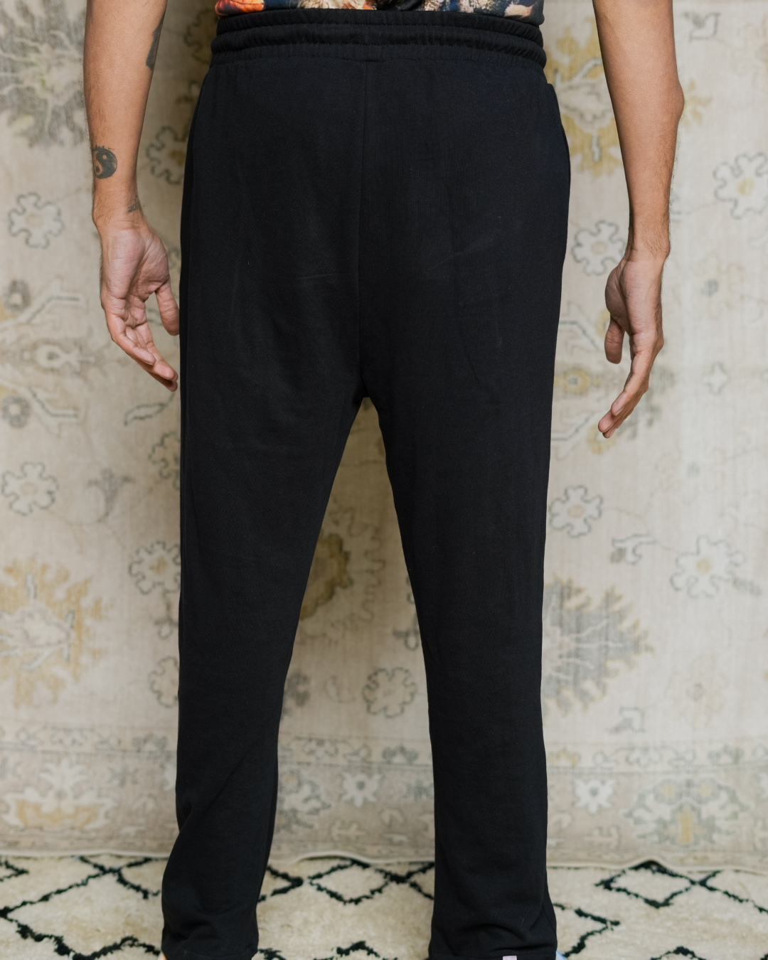 SORTED LOGO SWEATPANTS